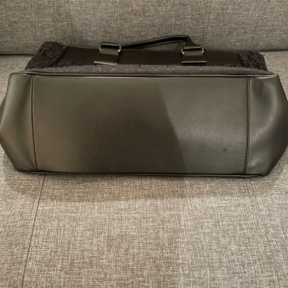 Monogrammed Calvin Klein large tote - Picture 5 of 7